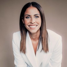 Negah Amiri / Photo: © Stephan Pick Negah Amiri