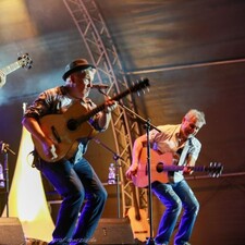 Simply Unplugged Open Air