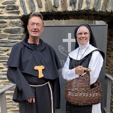 Auf Tour mit Nixnuzia & Heribert