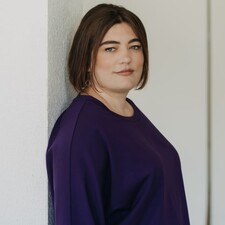 Alena Schr�der