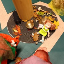 Halloween-Kinder-Yoga 