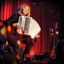 Lydie Auvray Solo / Photo: © Die kleine Freiheit Nr.4 - KUS e.V. Lydie Auvray Solo
