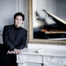 Nikola Meeuwsen / Photo: © Foppe Schut Nikola Meeuwsen