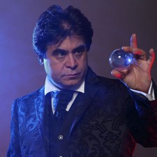 Magic Dinner Show